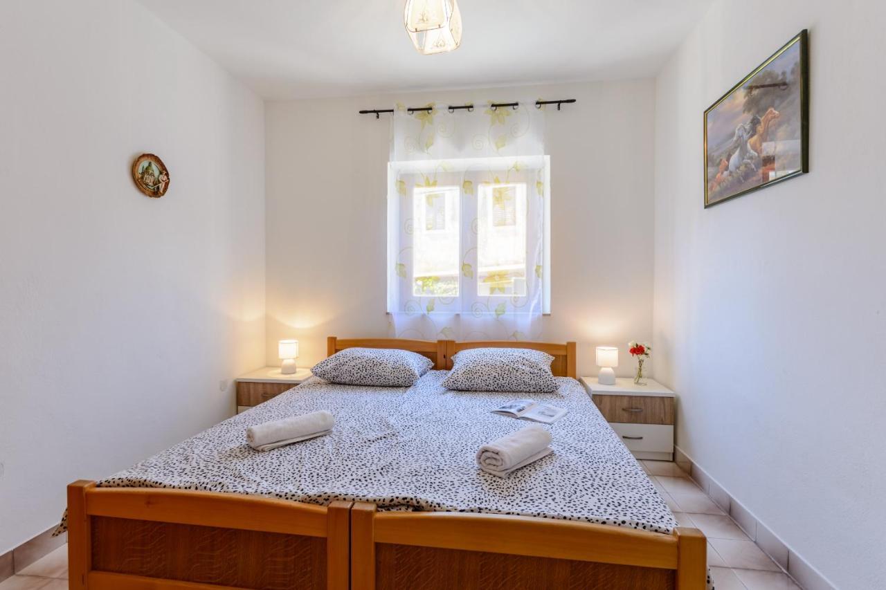 Apartments By The Sea Sumartin, Brac - 2952 Eksteriør billede