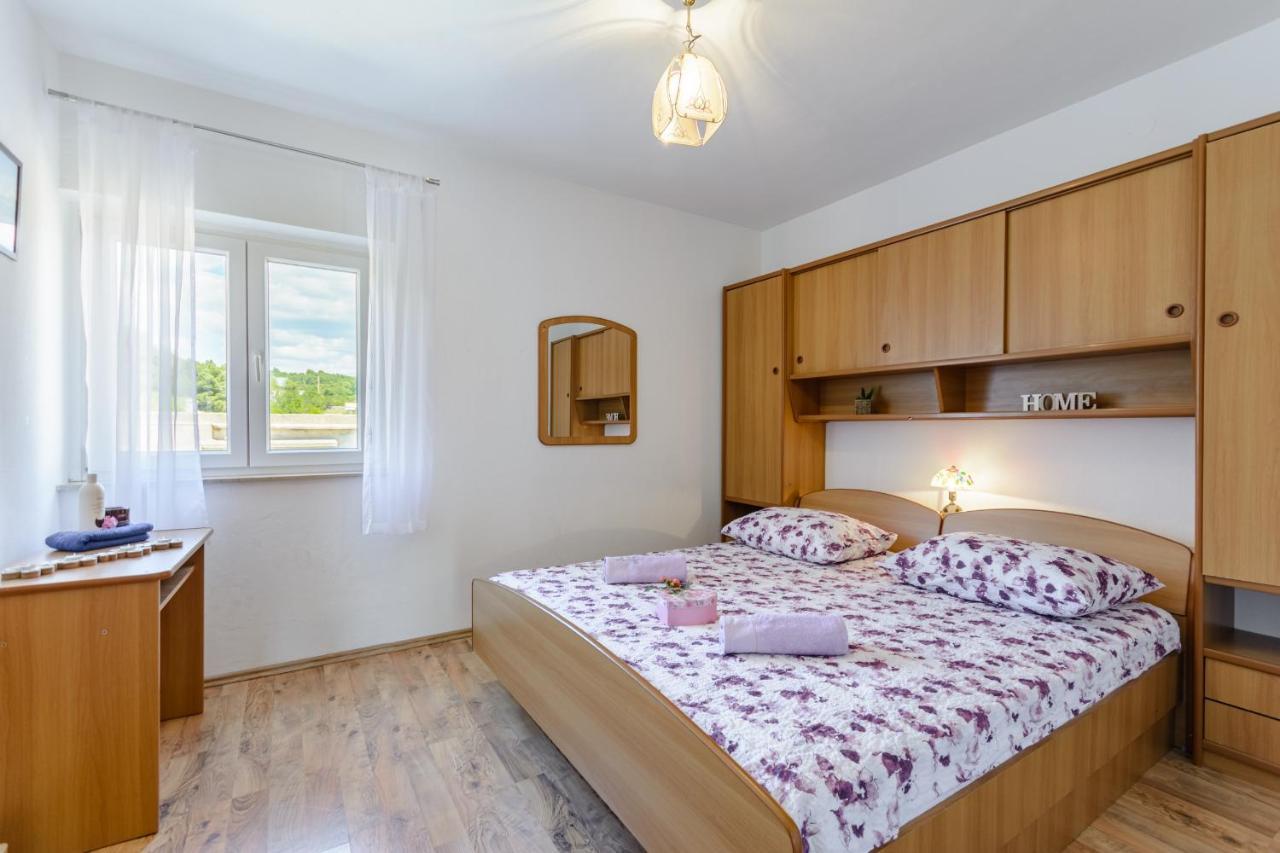 Apartments By The Sea Sumartin, Brac - 2952 Eksteriør billede